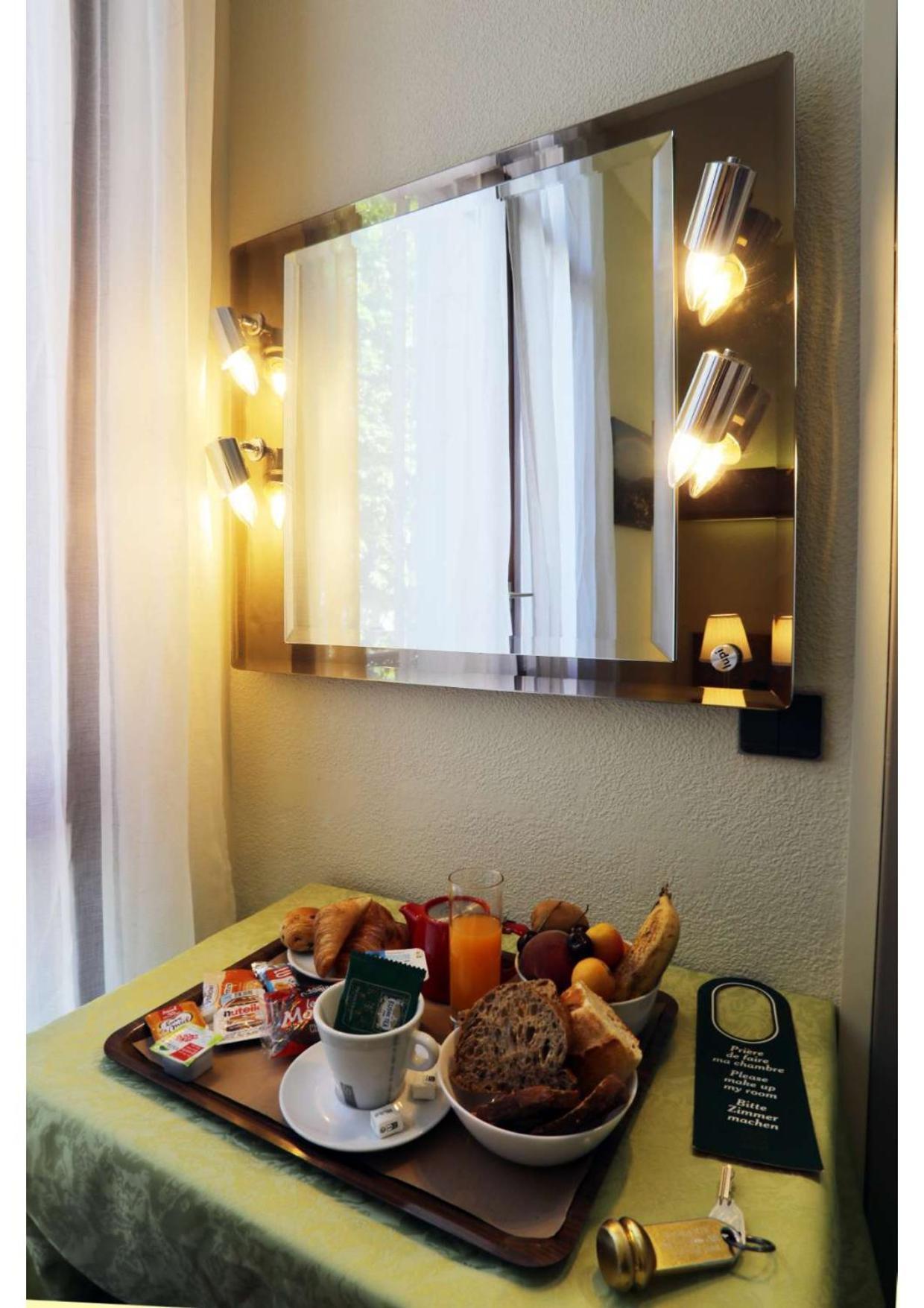 Hotel Belleville Lamalou-les-Bains Zewnętrze zdjęcie